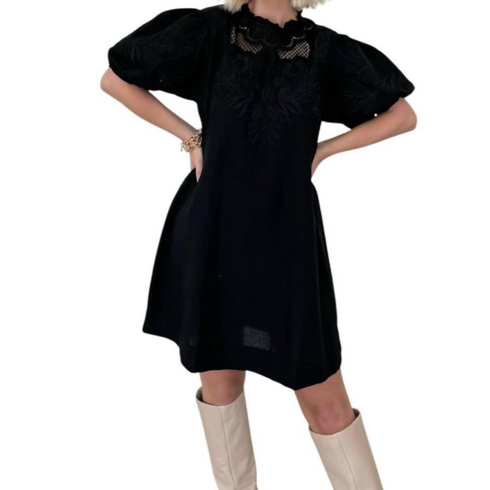 Mabel Love Like This Puff Sleeve Lace Appliqué Black Mini Dress size Medium